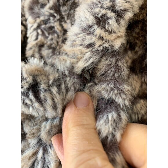 Love Token Amy Faux Fur Vest Grey Mix S 100% Polyester Shell RD10159 NWT $163 - Picture 11 of 11